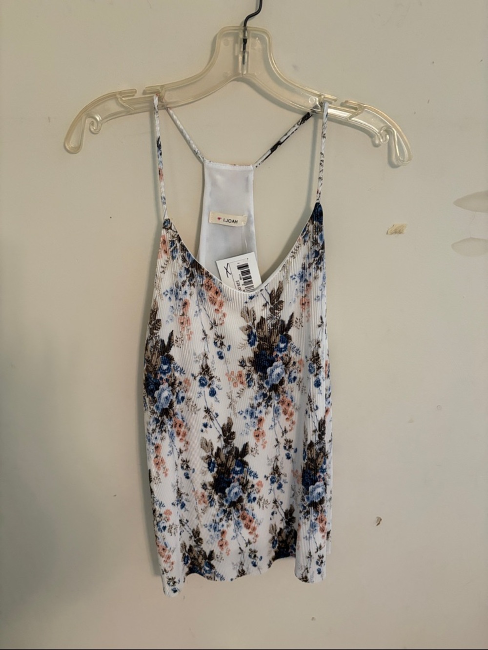 NWT I. Joah lady’s top